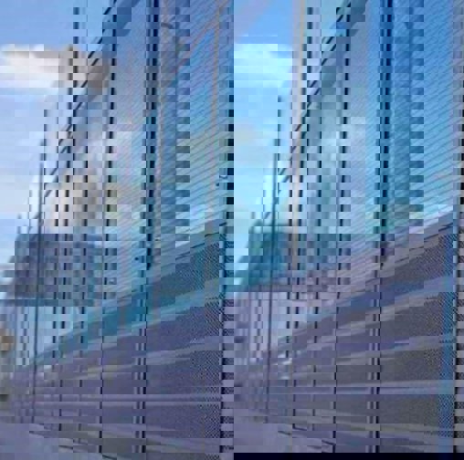 DONCHAMP NoiseGuard Acrylic image